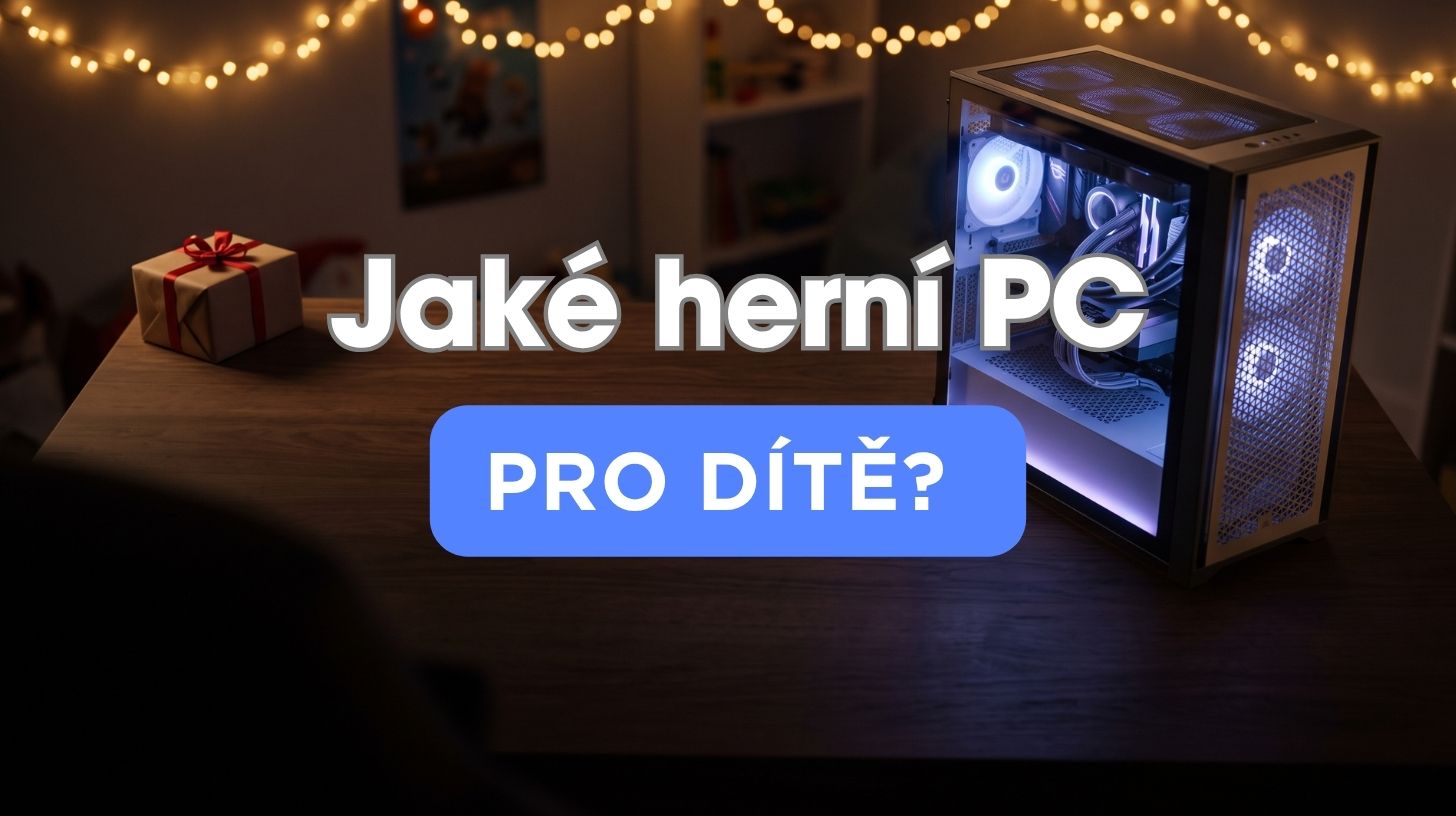 Herní počítač s barevným podsvícením na psacím stole v dětském pokoji, vedle zabalený vánoční dárek